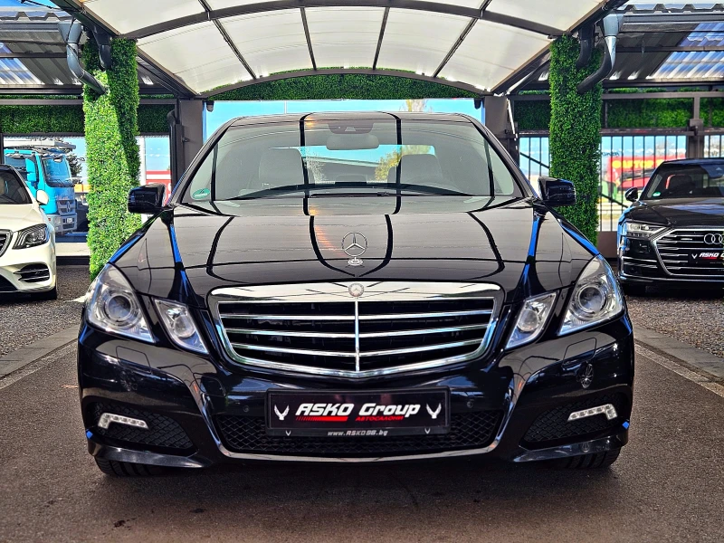 Mercedes-Benz E 350 ! AMG/4MATIC/GERMANY/ПОДГРЕВ/AUTO H/AMBIENT/F1/LIZ, снимка 2 - Автомобили и джипове - 52255645