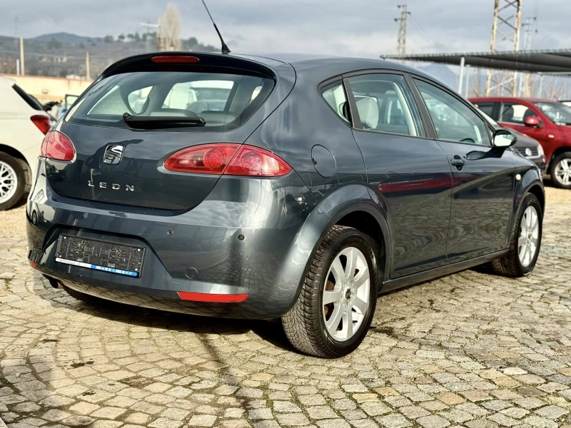 Seat Leon 1.6, снимка 5 - Автомобили и джипове - 52771835
