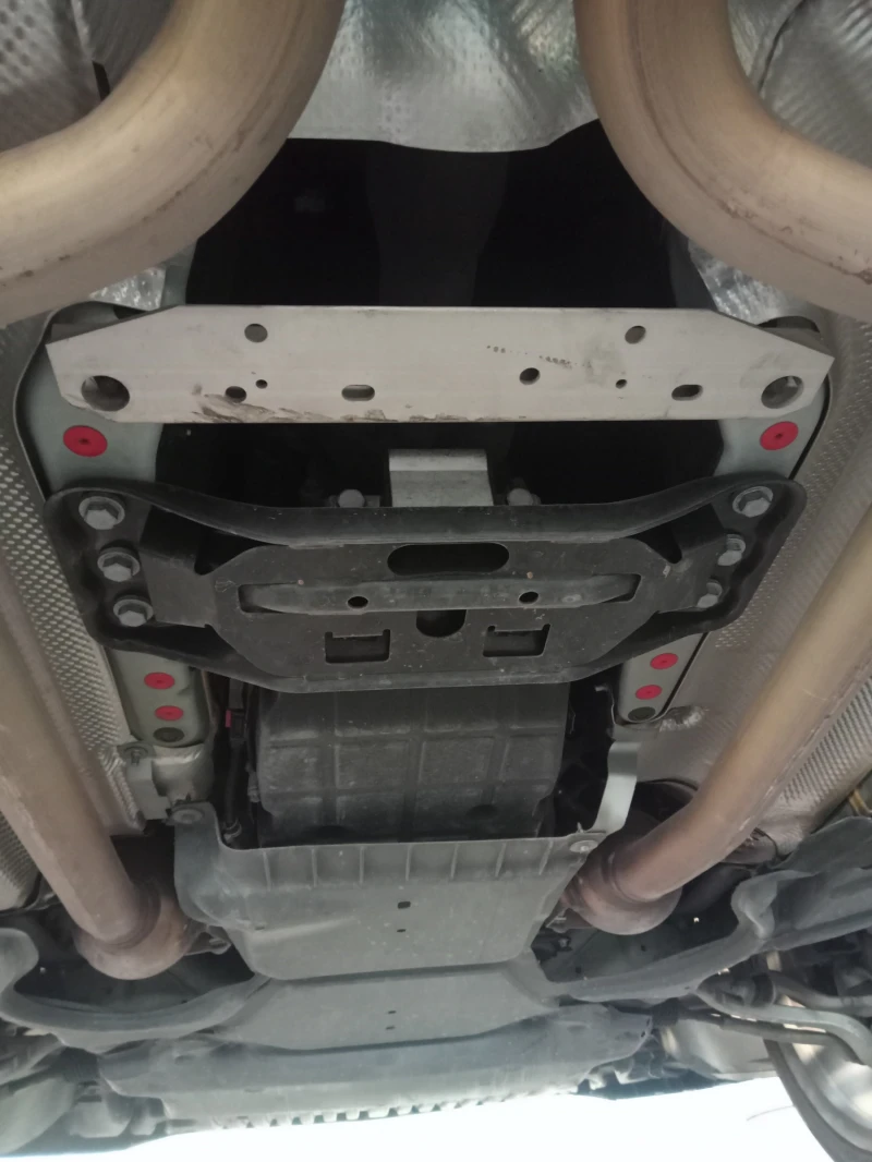 Mercedes-Benz E 350 CGI, снимка 17 - Автомобили и джипове - 53071473