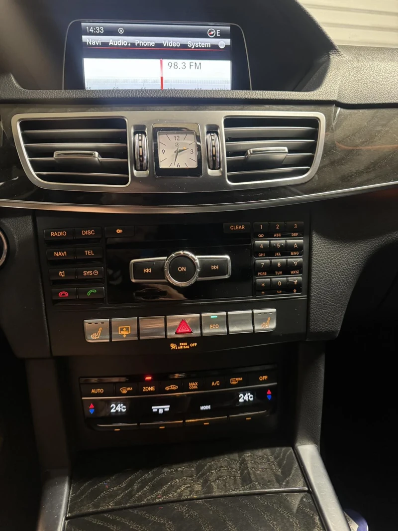 Mercedes-Benz E 350 CGI, снимка 6 - Автомобили и джипове - 52790406