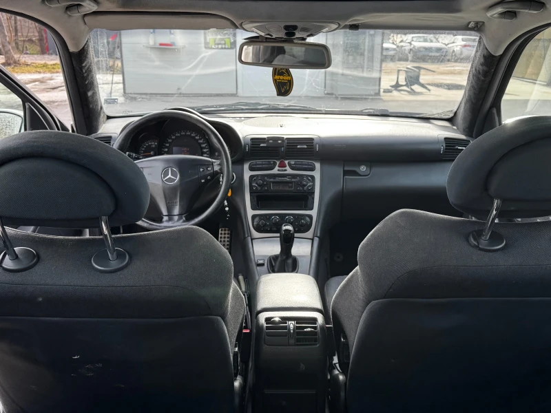 Mercedes-Benz C 180, снимка 6 - Автомобили и джипове - 53025251