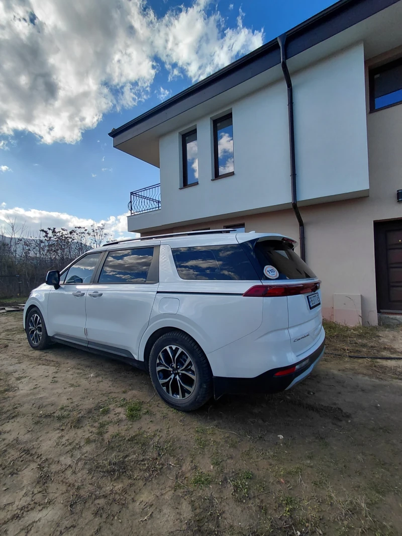 Kia Carnival 2.2, снимка 10 - Автомобили и джипове - 53344945