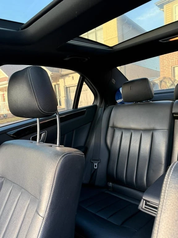 Mercedes-Benz E 400 * CARFAX * БЕЗ ПЪРВОНАЧАЛНА ВНОСКА, снимка 9 - Автомобили и джипове - 53042967