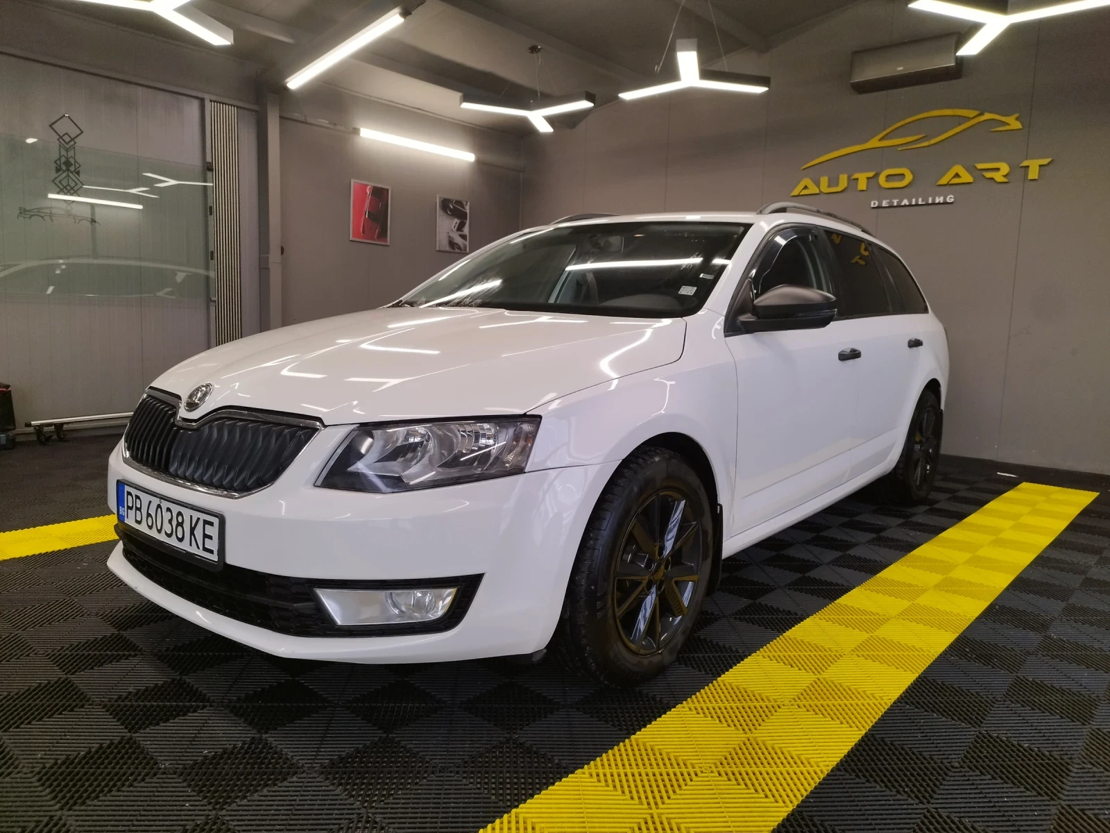 Skoda Octavia 1.6tdi, снимка 1