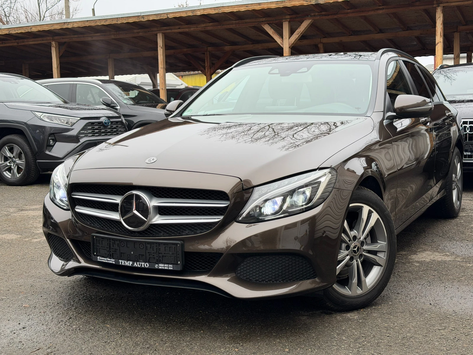 Mercedes-Benz C 220 D* СЕРВИЗНА КНИЖКА С ПЪЛНА ИСТОРИЯ В МЕРЦЕДЕС, снимка 1