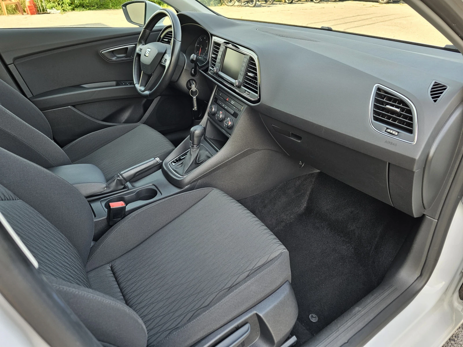 Seat Leon 1.6 TDI NAVI DSG 130000km | Mobile.bg   11