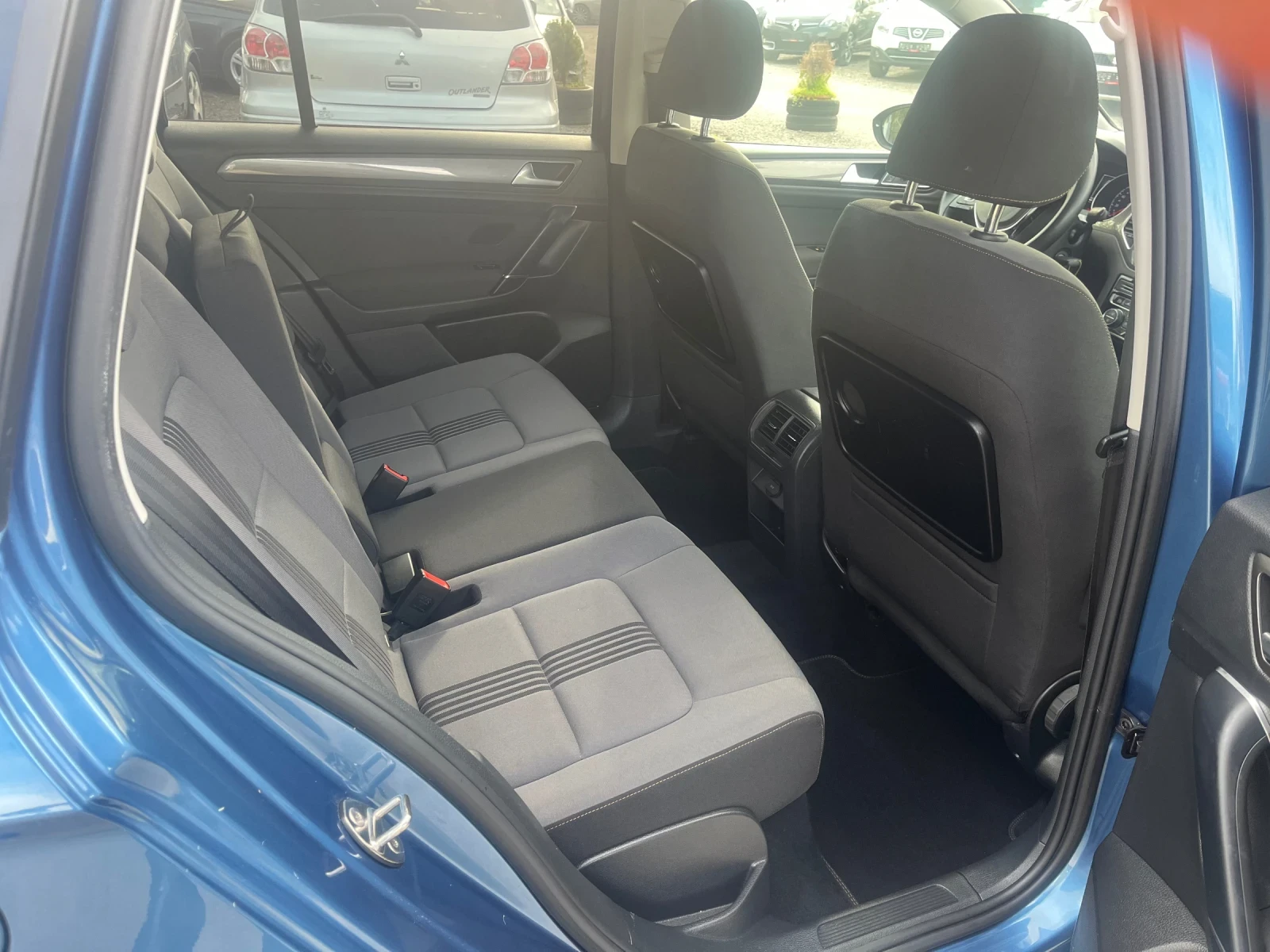 VW Sportsvan 1.4TSI* 150 - изображение 10