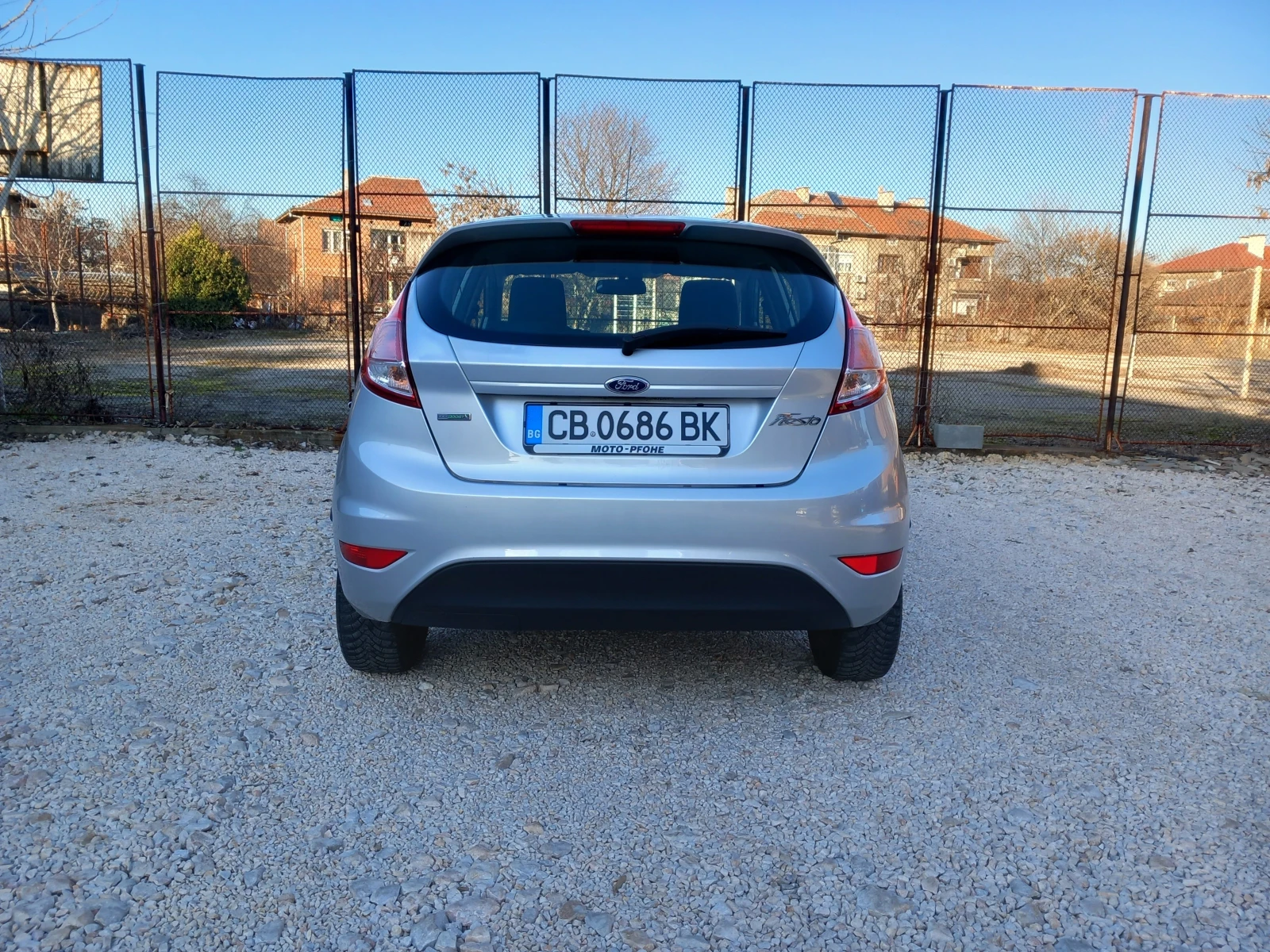 Ford Fiesta 1.0i климатик 100кс - изображение 4