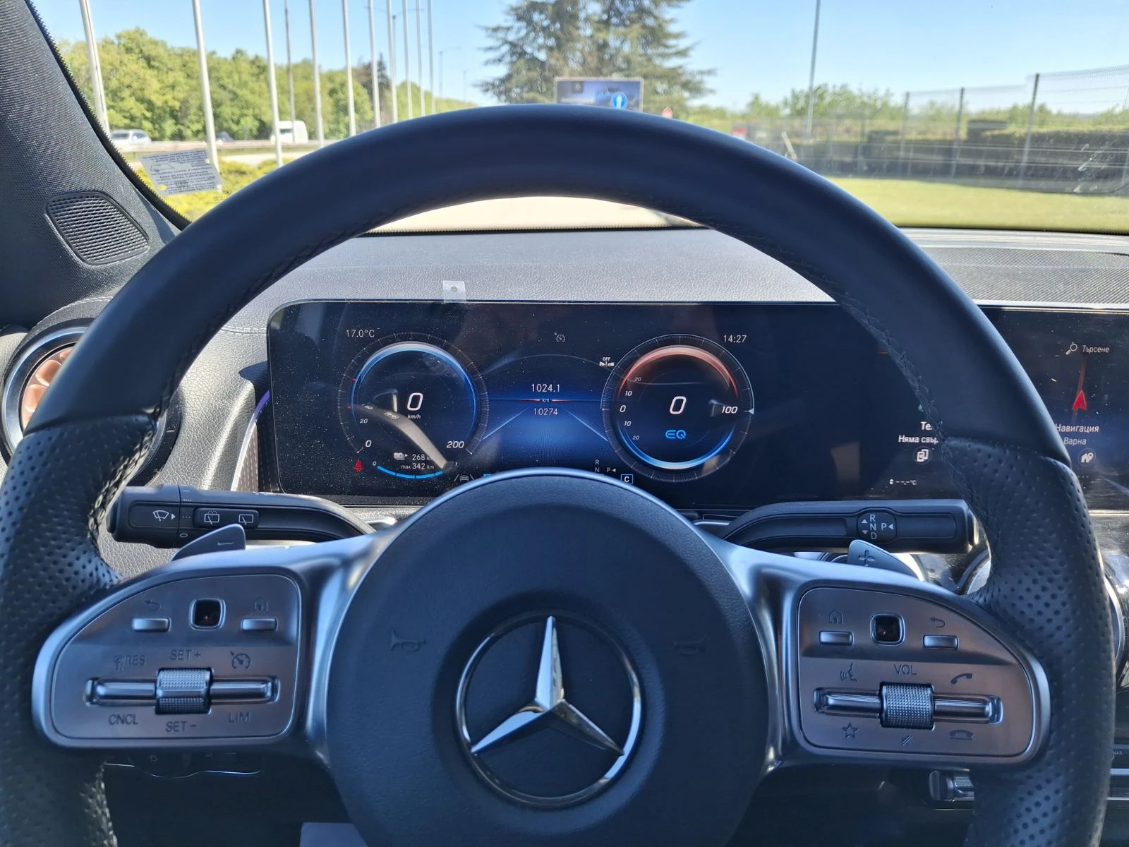 Mercedes-Benz EQB 300 4MATIC 6+ 1 - изображение 9