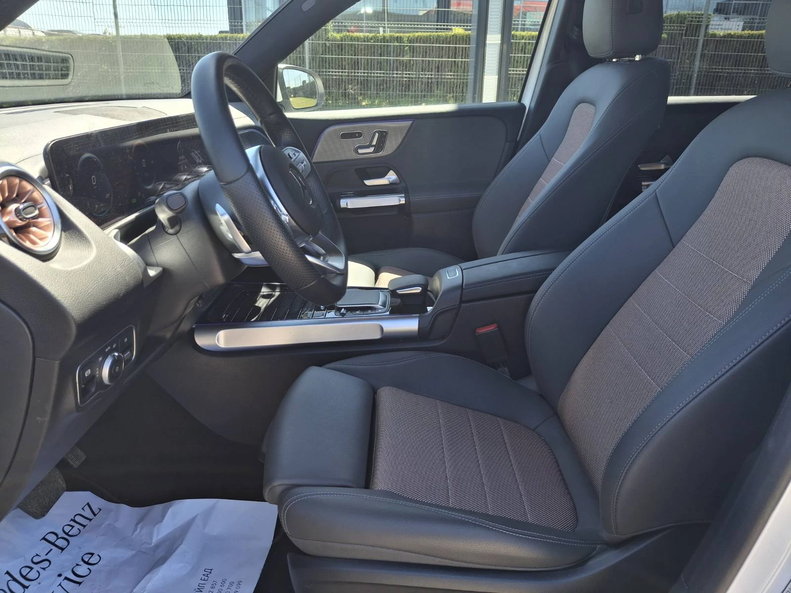 Mercedes-Benz EQB 300 4MATIC 6+ 1 - изображение 7