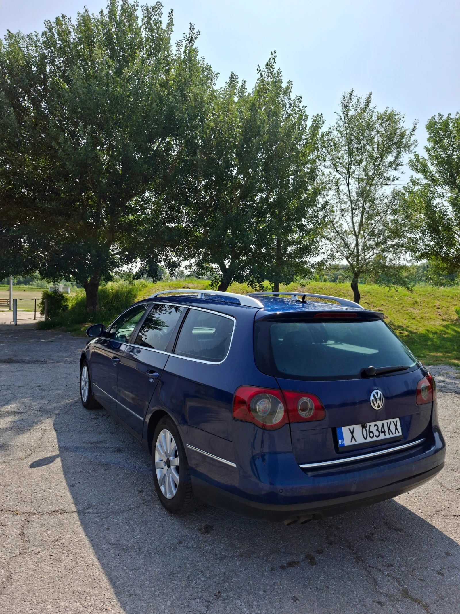 VW Passat  2.0 TDI Highline  - изображение 4
