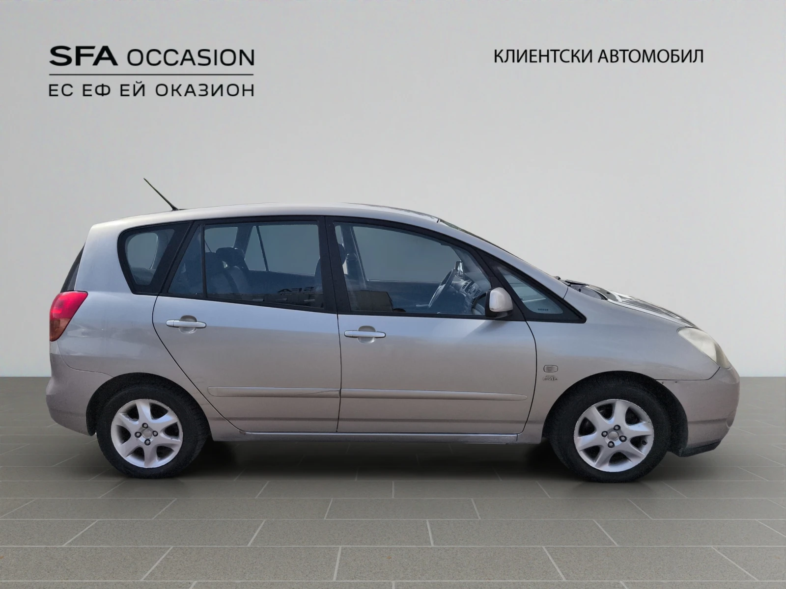 Toyota Corolla verso КЛИЕНТСКИ АВТОМОБИЛ - изображение 4