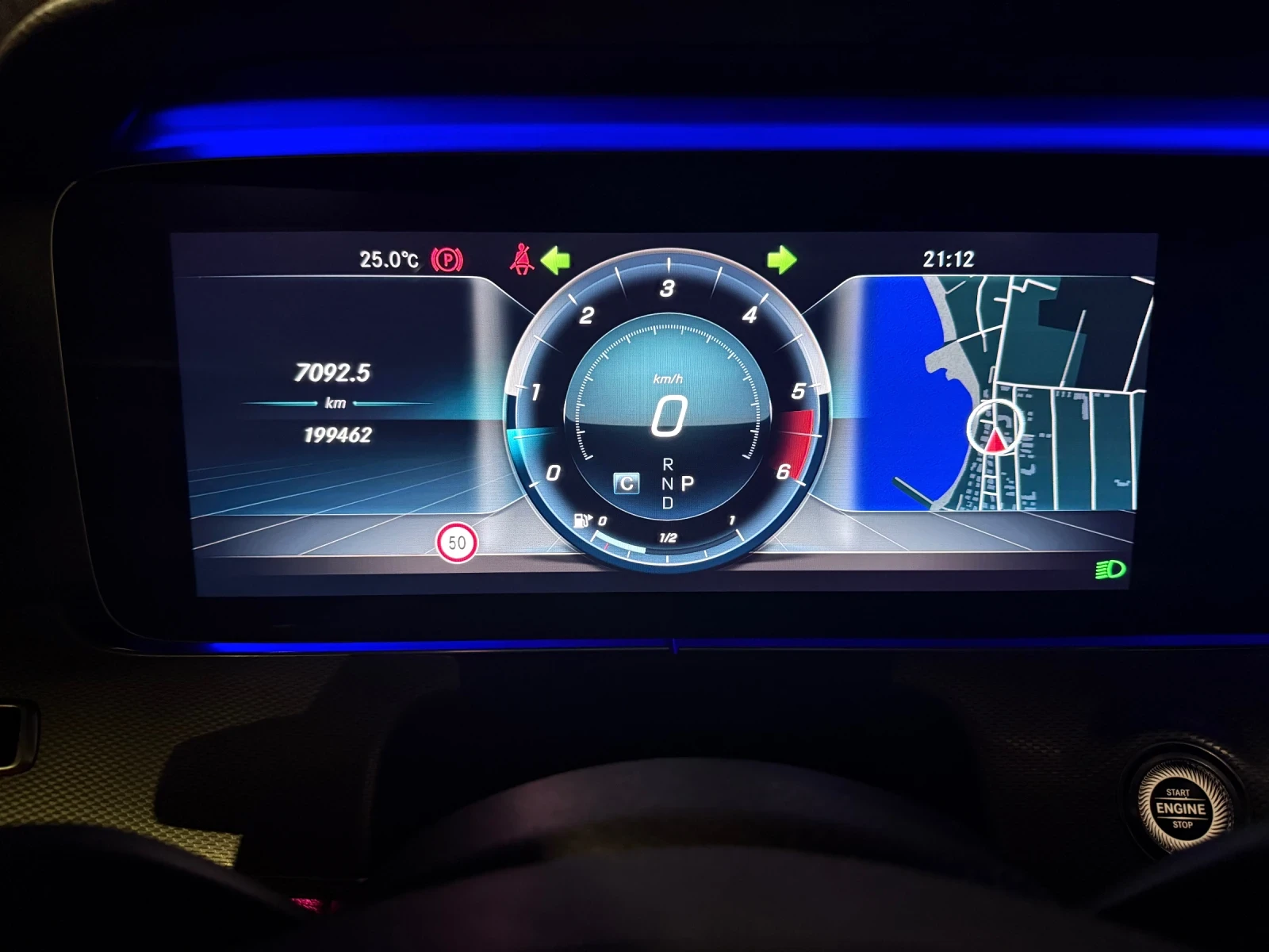 Mercedes-Benz E 350 4matic AMG Реални км/Обслужена | Mobile.bg — изображение 14