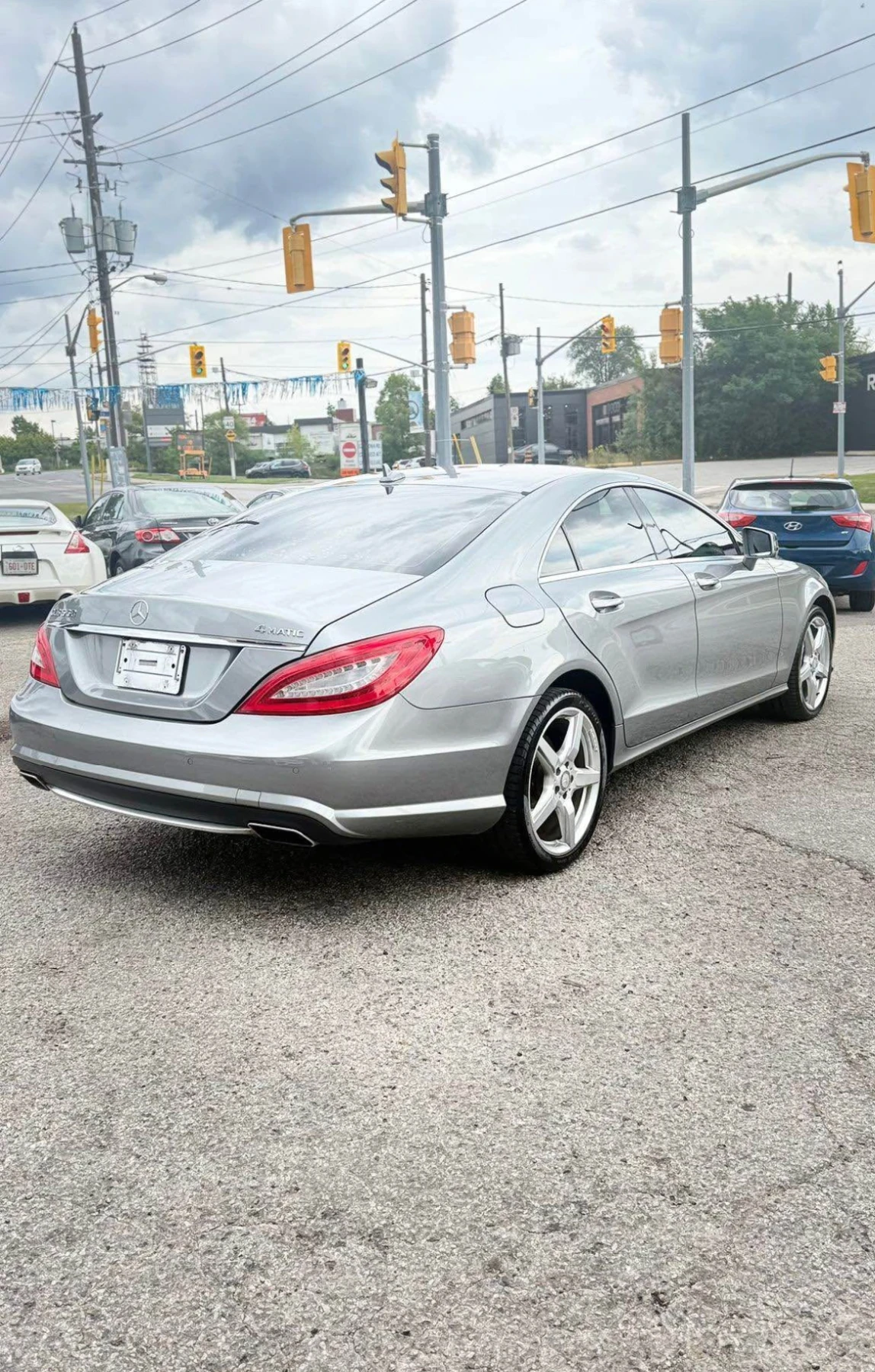 Mercedes-Benz CLS 550 4MATIC * * FULL * * CARFAX * * АВТО КРЕДИТ * *  - изображение 3
