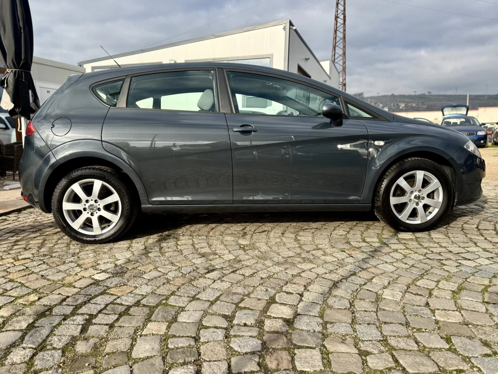 Seat Leon 1.6 - изображение 6