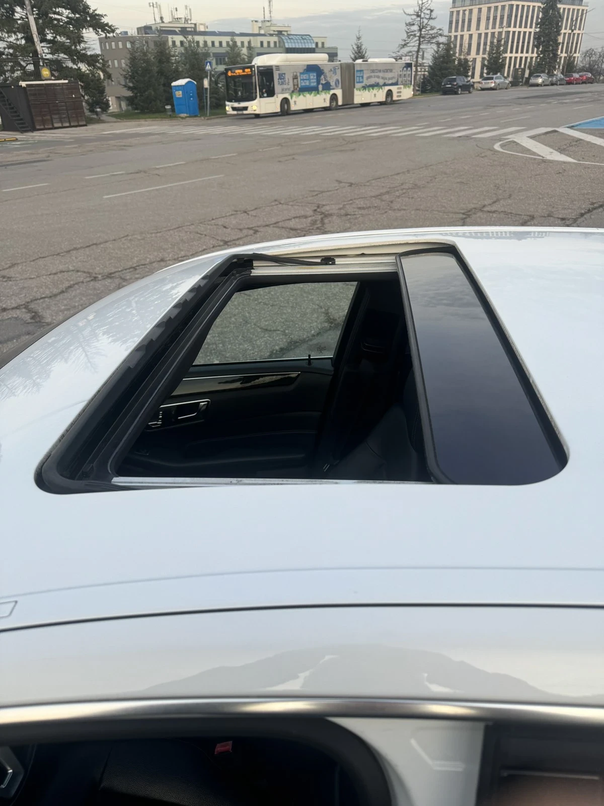 Mercedes-Benz E 350 CGI | Mobile.bg � ����������� 12