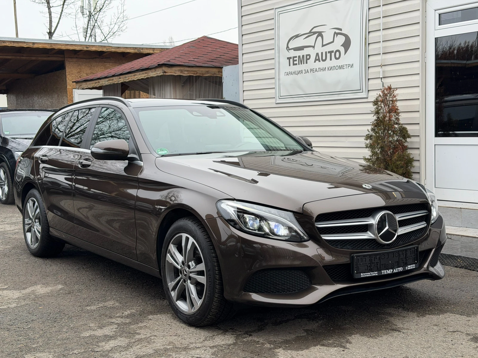 Mercedes-Benz C 220 D* СЕРВИЗНА КНИЖКА С ПЪЛНА ИСТОРИЯ В МЕРЦЕДЕС - изображение 3