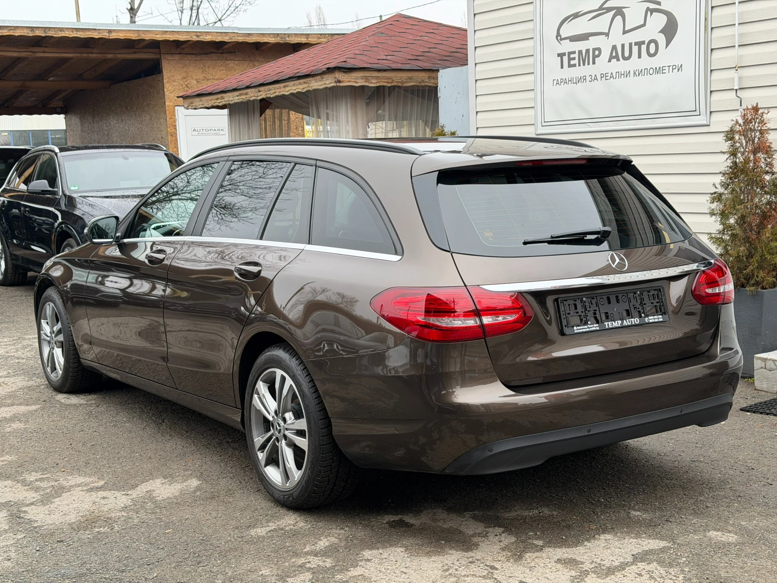 Mercedes-Benz C 220 D* СЕРВИЗНА КНИЖКА С ПЪЛНА ИСТОРИЯ В МЕРЦЕДЕС - изображение 6