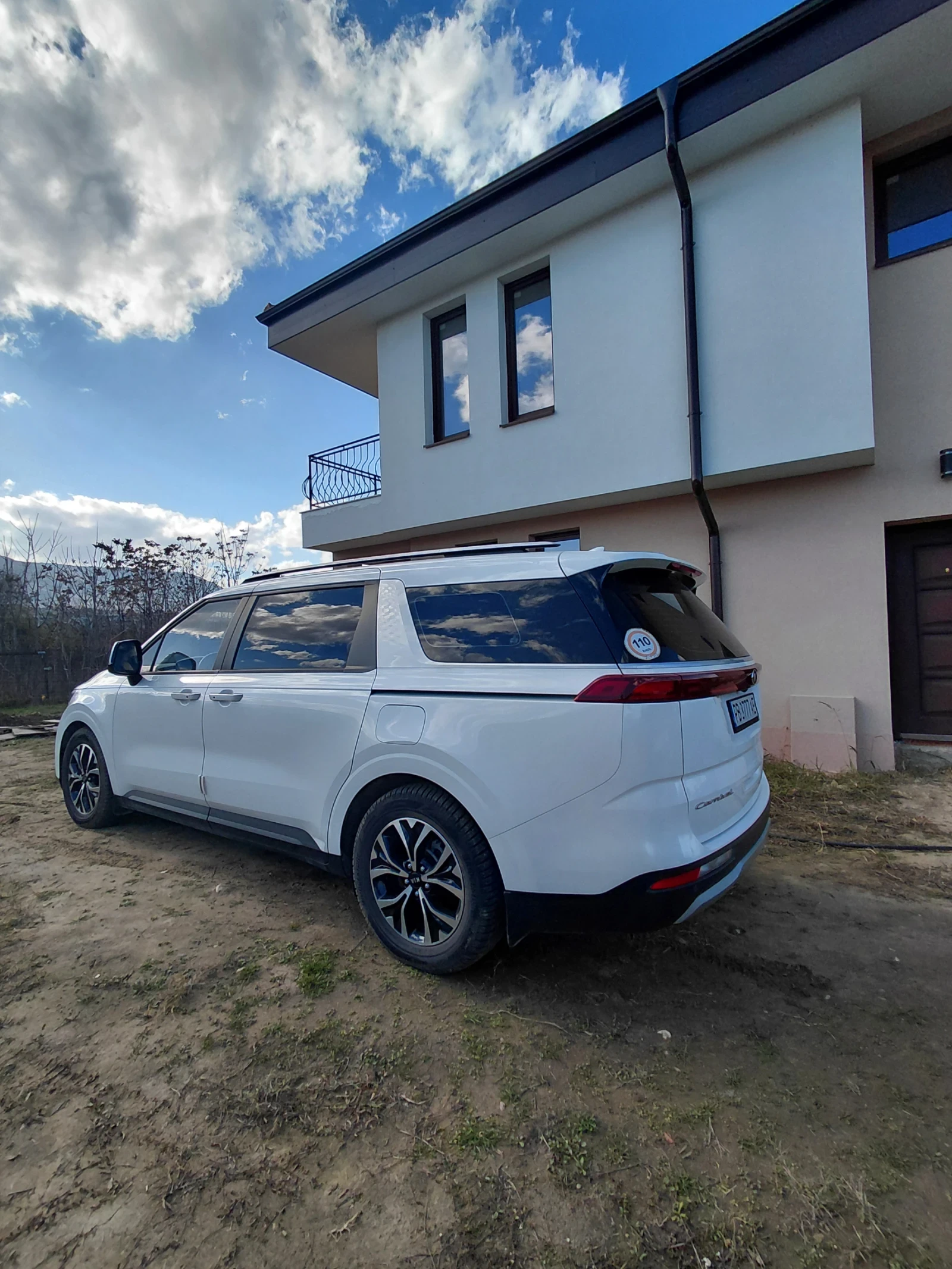 Kia Carnival 2.2 - изображение 10