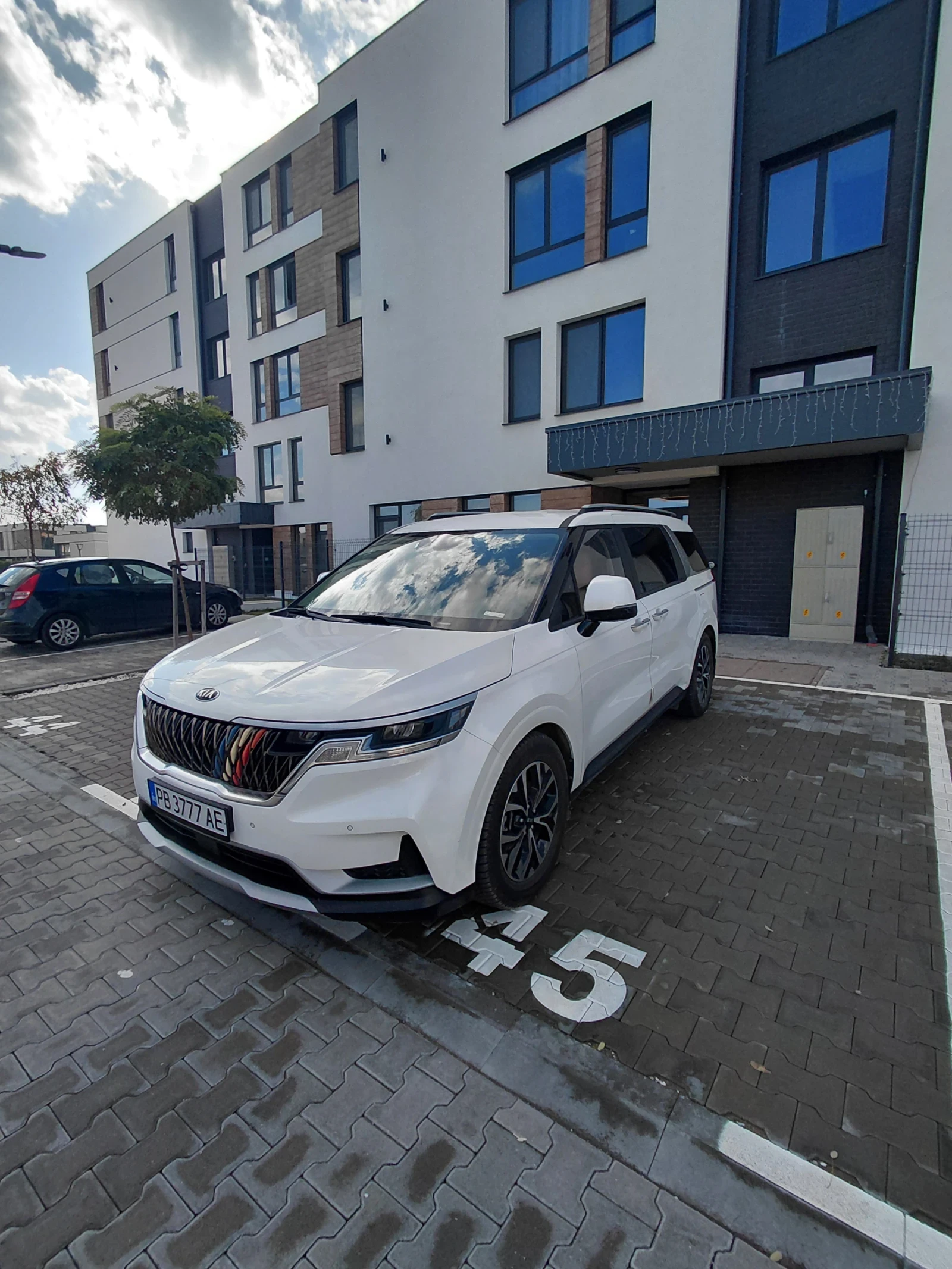 Kia Carnival 2.2 | Mobile.bg � ����������� 1