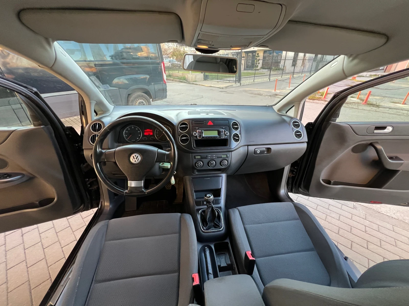 VW Golf Plus 1.6 Газ - изображение 8