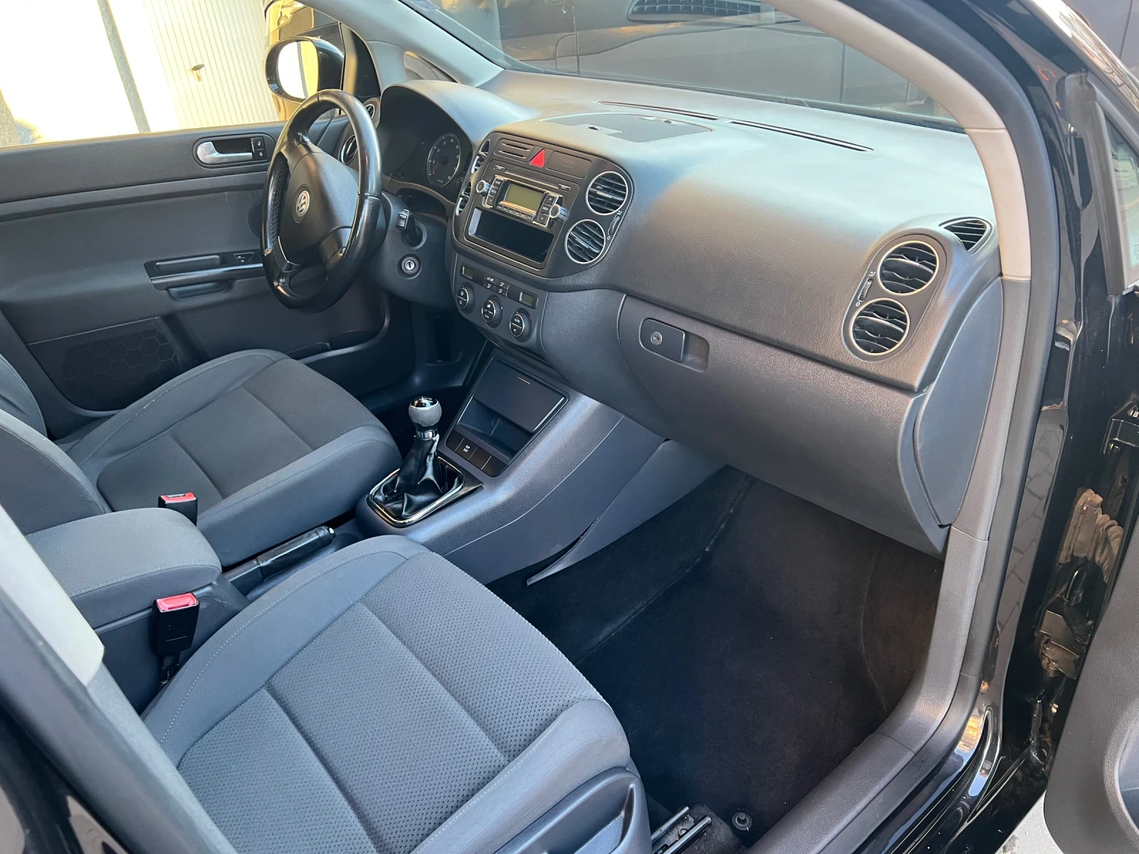 VW Golf Plus 1.6 Газ - изображение 5