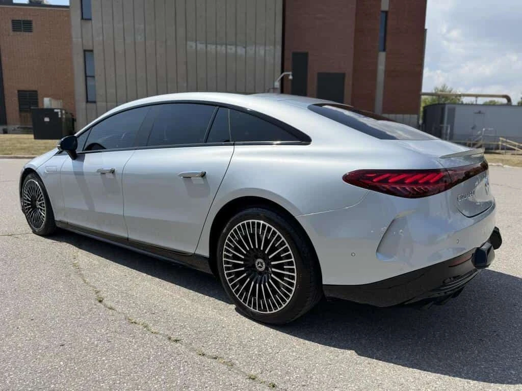 Mercedes-Benz EQS 580 4MATIC Sedan  CARFAX, снимка 6 - Автомобили и джипове - 53900152