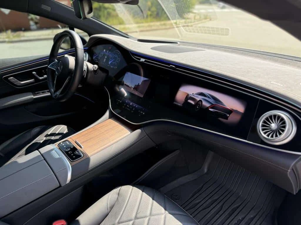 Mercedes-Benz EQS 580 4MATIC Sedan  CARFAX, снимка 10 - Автомобили и джипове - 53900152