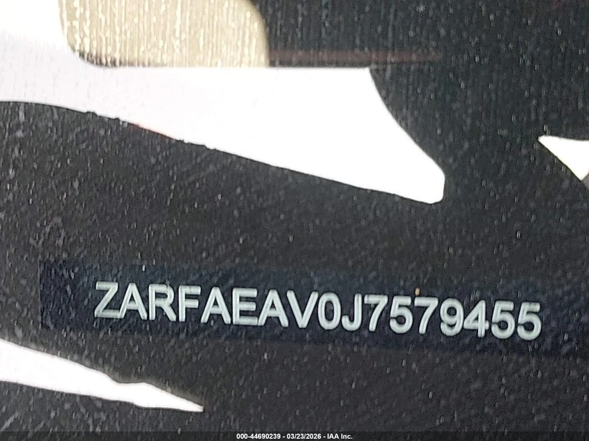 Alfa Romeo Giulia Quadrofolio С РЕГИСТРАЦИЯ & АВТО КРЕДИТ, снимка 14 - Автомобили и джипове - 54082789