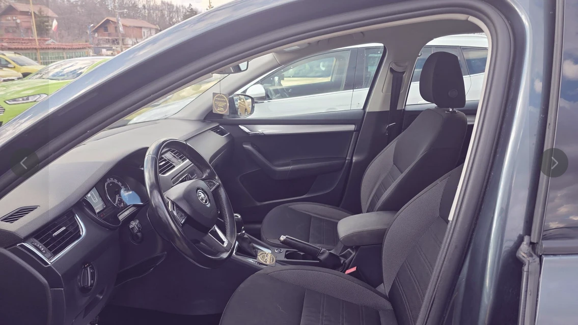 Skoda Octavia 1.5G-Tec/Metan, снимка 5 - Автомобили и джипове - 54221369