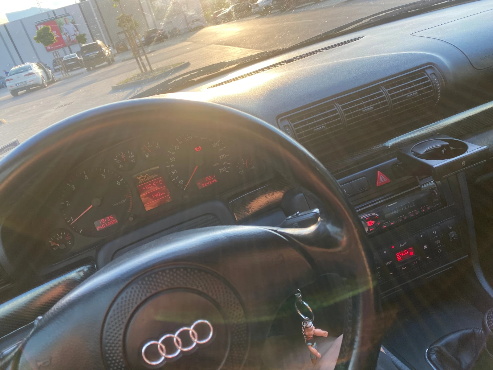 Audi A4 b5, снимка 8 - Автомобили и джипове - 54815295