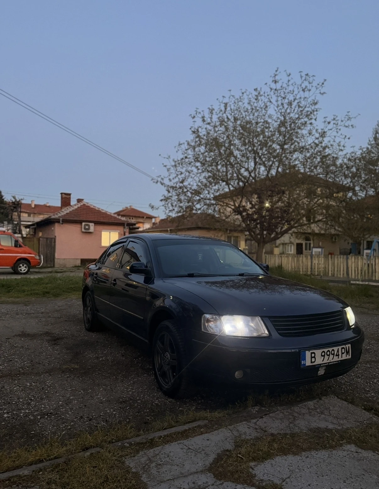 VW Passat, снимка 5 - Автомобили и джипове - 54906364