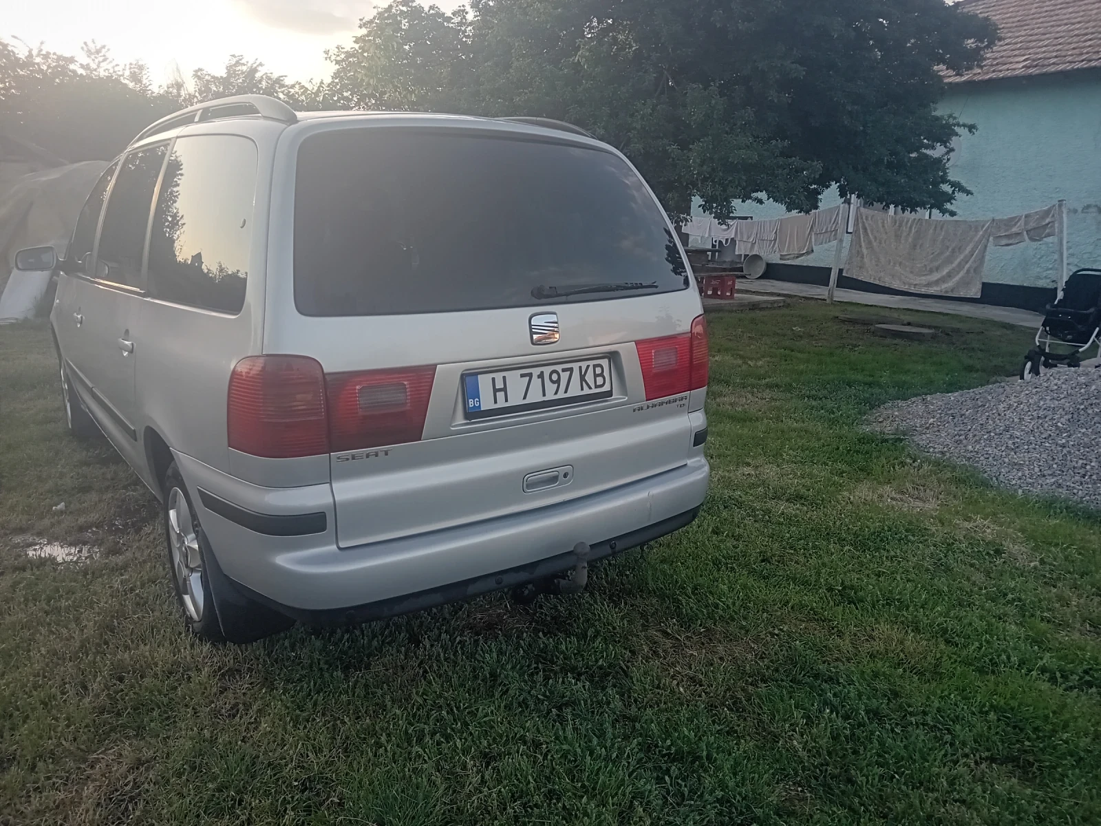 Seat Alhambra 1.9, снимка 2 - Автомобили и джипове - 54984366