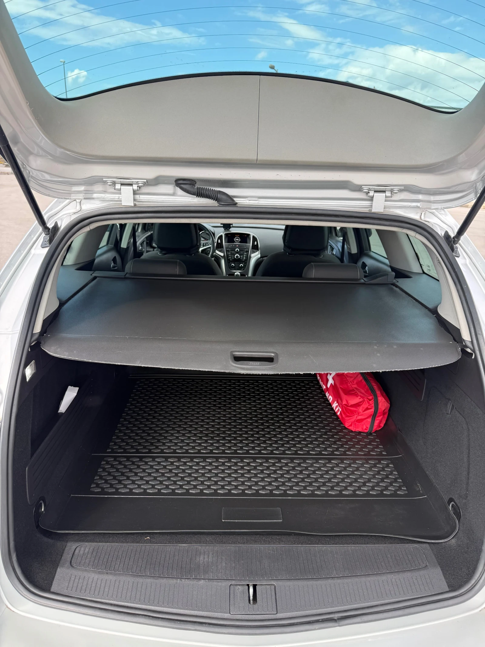 Opel Astra J, снимка 9 - Автомобили и джипове - 55769969