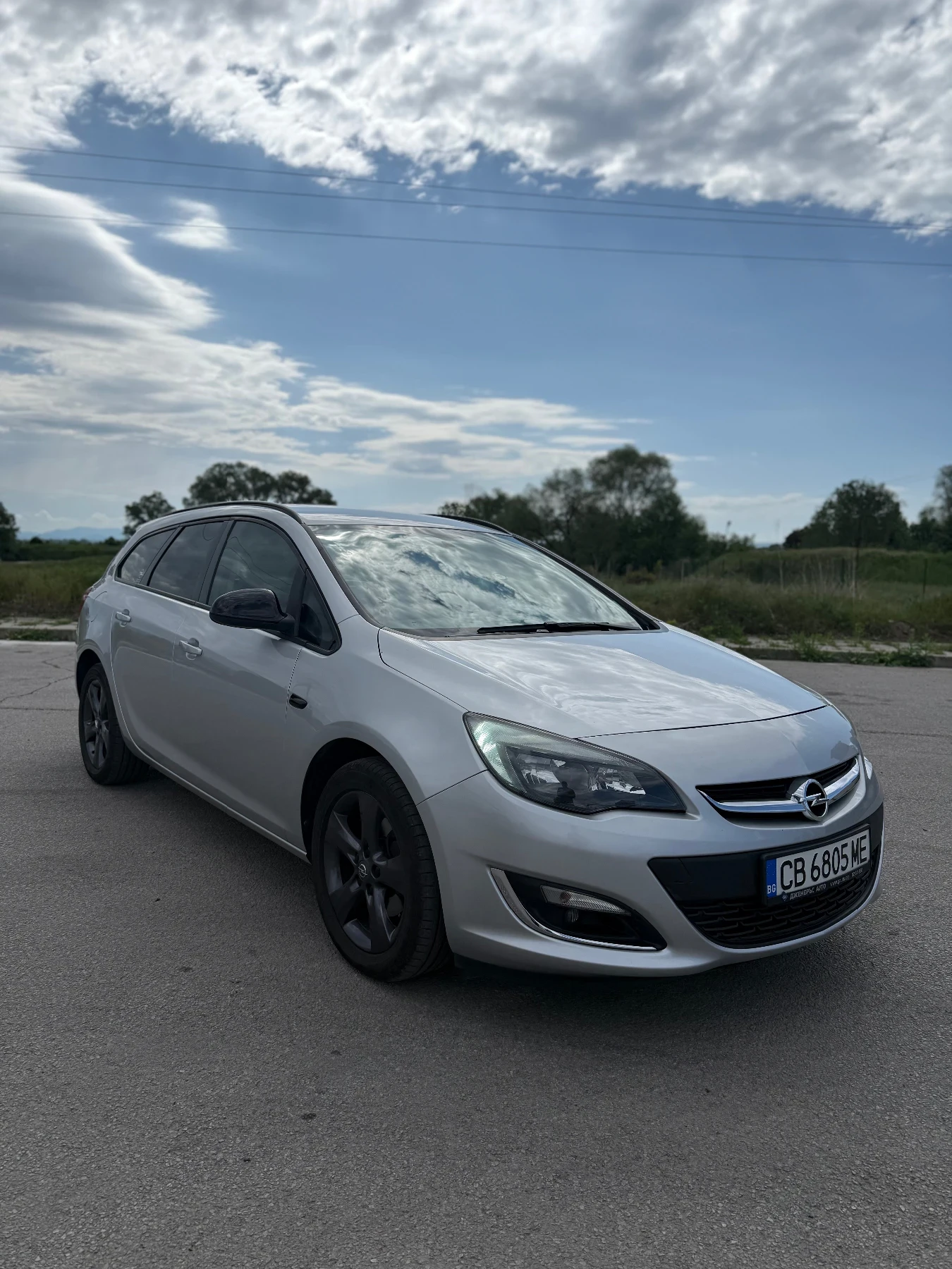 Opel Astra J, снимка 3 - Автомобили и джипове - 55769969