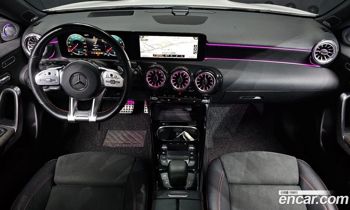Mercedes-Benz A45 AMG 4MAITC+ , снимка 10 - Автомобили и джипове - 56276920