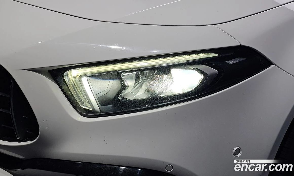 Mercedes-Benz A45 AMG 4MAITC+ , снимка 8 - Автомобили и джипове - 56276920