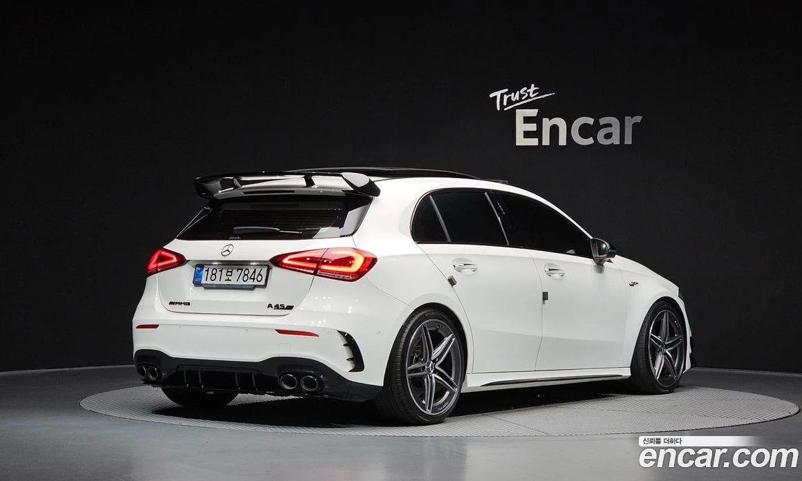 Mercedes-Benz A45 AMG 4MAITC+ , снимка 2 - Автомобили и джипове - 56276920