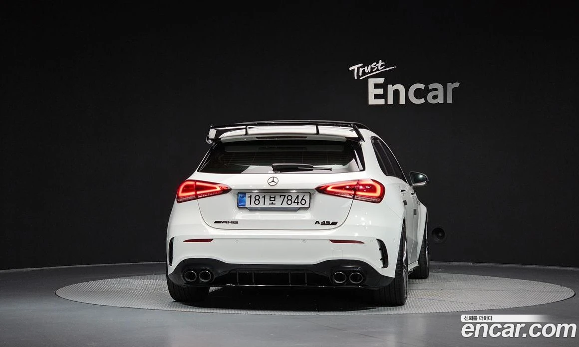 Mercedes-Benz A45 AMG 4MAITC+ , снимка 4 - Автомобили и джипове - 56276920