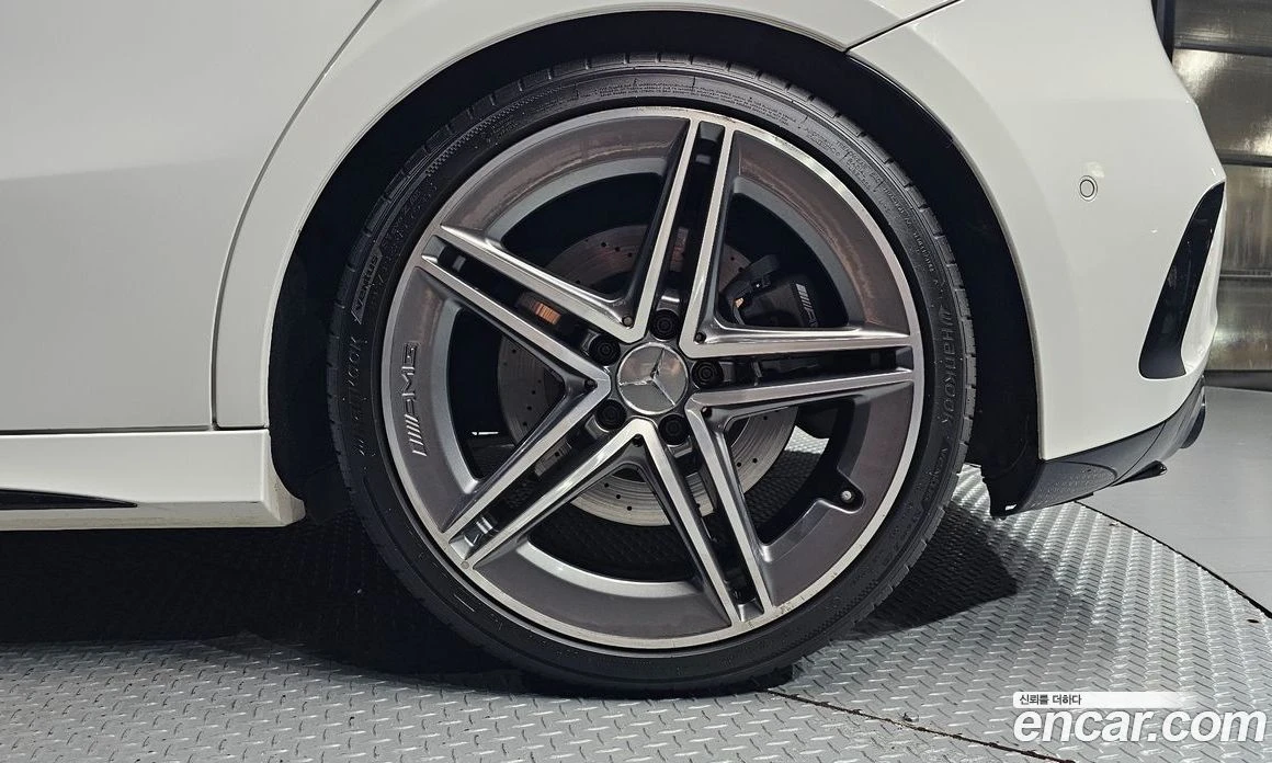 Mercedes-Benz A45 AMG 4MAITC+ , снимка 7 - Автомобили и джипове - 56276920