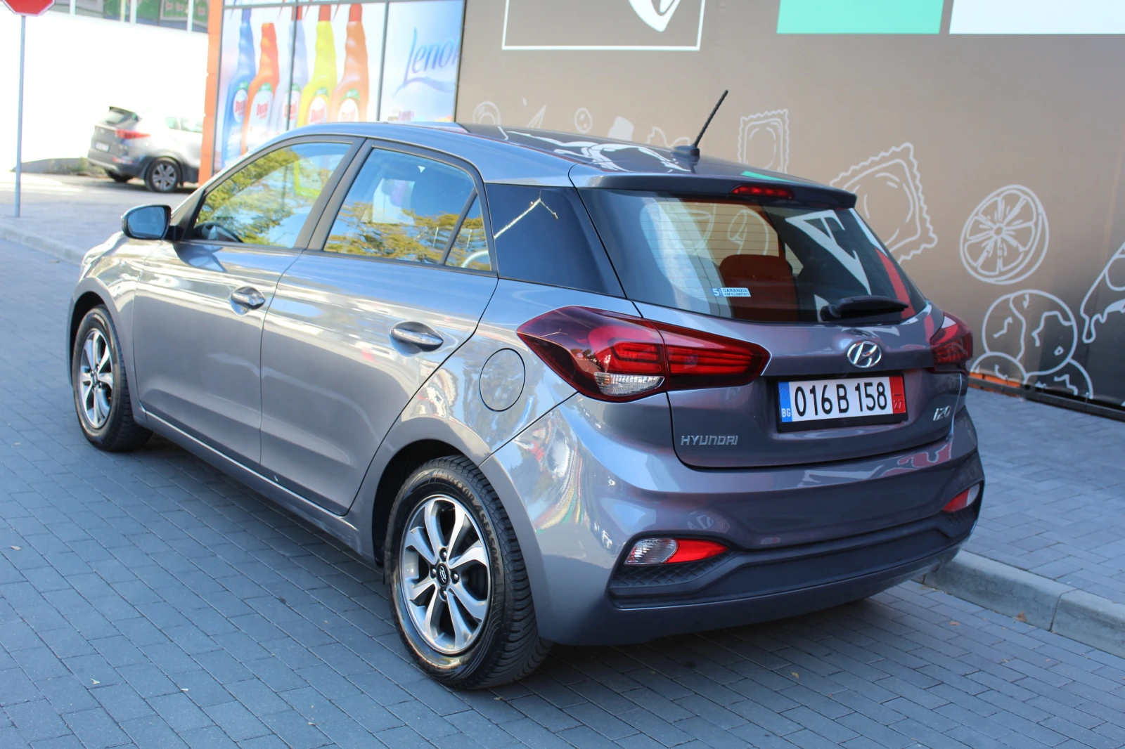 Hyundai I20 1.2MPI GAS BRC, снимка 9 - Автомобили и джипове - 56338106