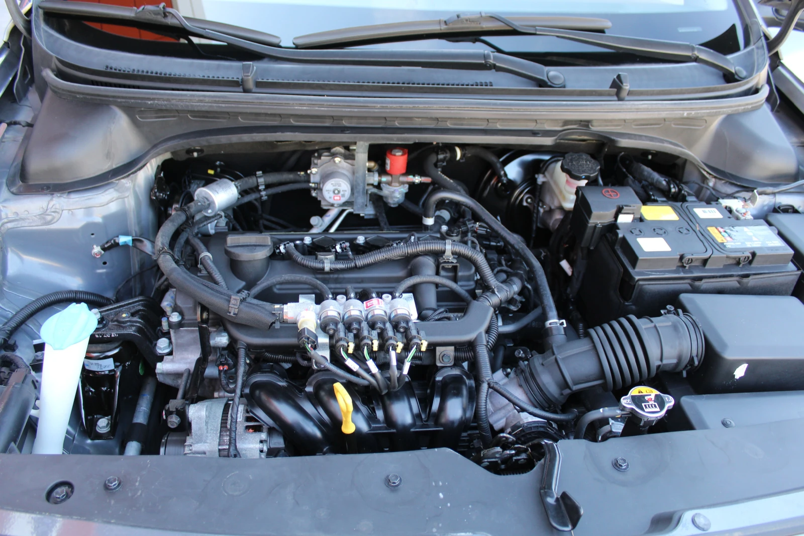 Hyundai I20 1.2MPI GAS BRC, снимка 17 - Автомобили и джипове - 56338106
