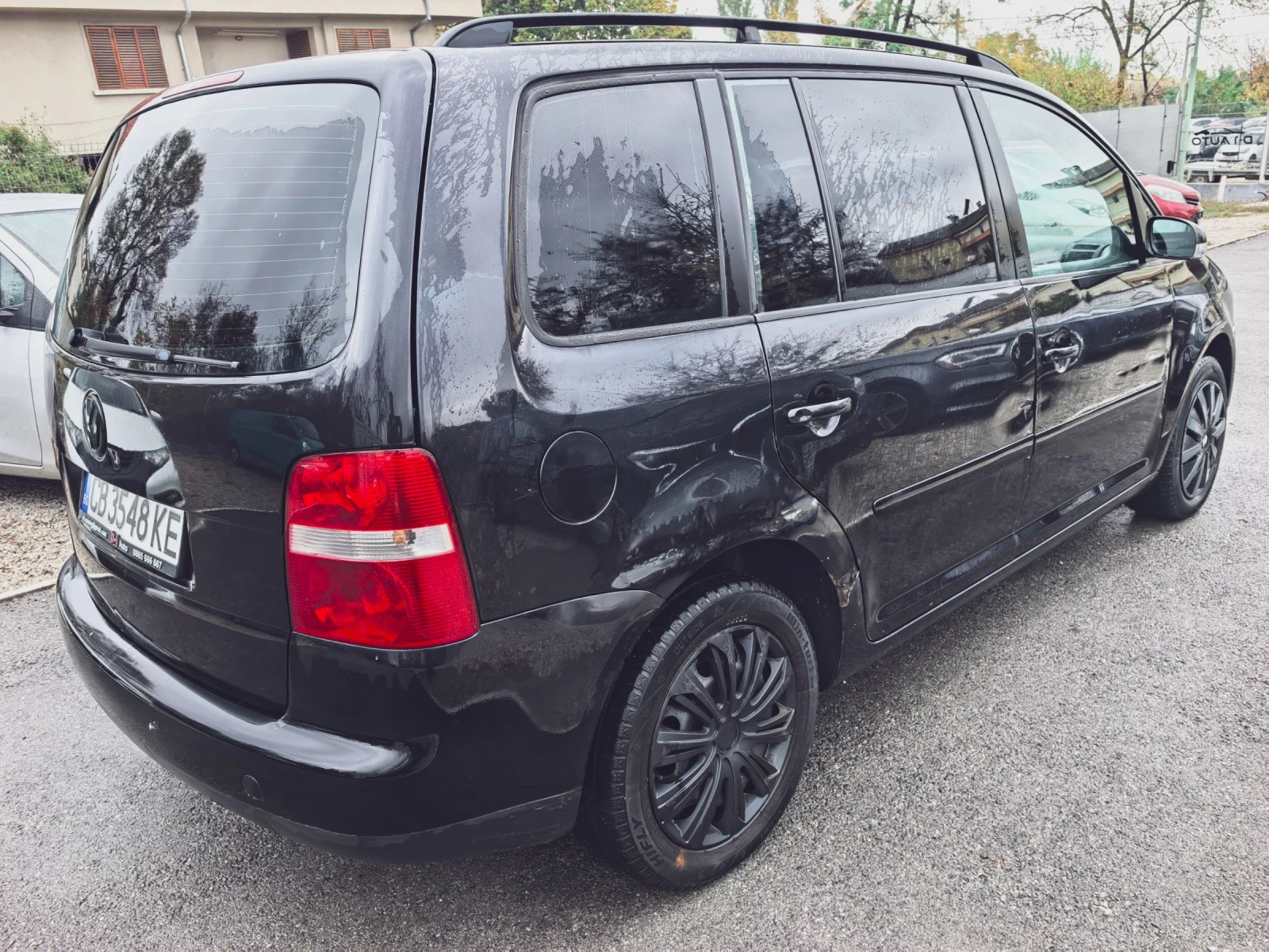 VW Touran 1.9 TDI. 6 ск, снимка 4 - Автомобили и джипове - 56745619