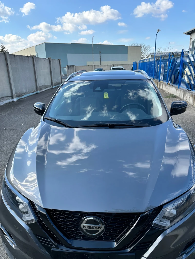 Nissan Qashqai 2.0i  4x4, снимка 3 - Автомобили и джипове - 48326996