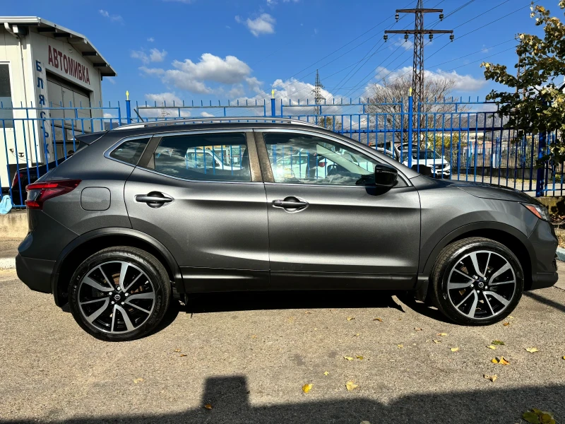 Nissan Qashqai 2.0i  4x4, снимка 5 - Автомобили и джипове - 48326996