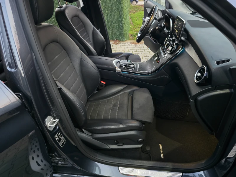 Mercedes-Benz GLC 250 AMG , снимка 9 - Автомобили и джипове - 52893231
