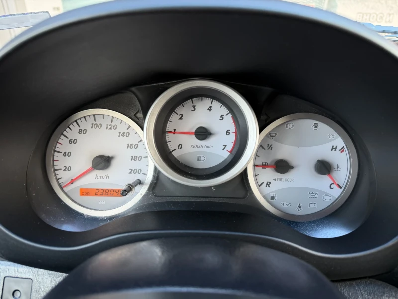 Toyota Rav4 2.0D4D, снимка 9 - Автомобили и джипове - 53509249