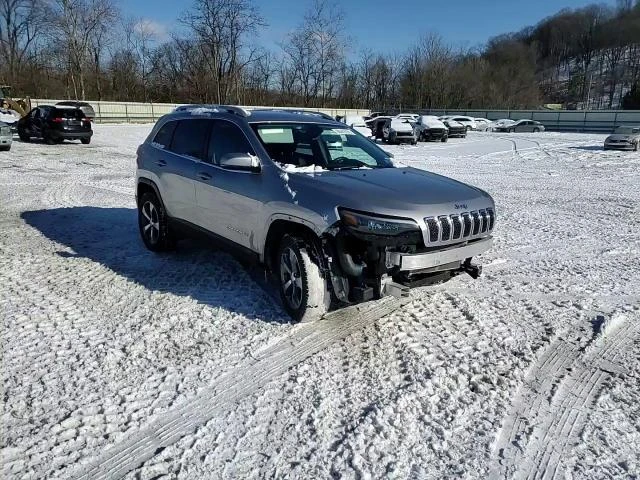 Jeep Cherokee 3.2L 6 4x4 w/Front Whl Drv, снимка 9 - Автомобили и джипове - 49191752