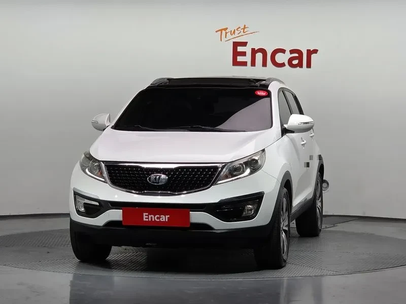 Kia Sportage, снимка 3 - Автомобили и джипове - 55100323