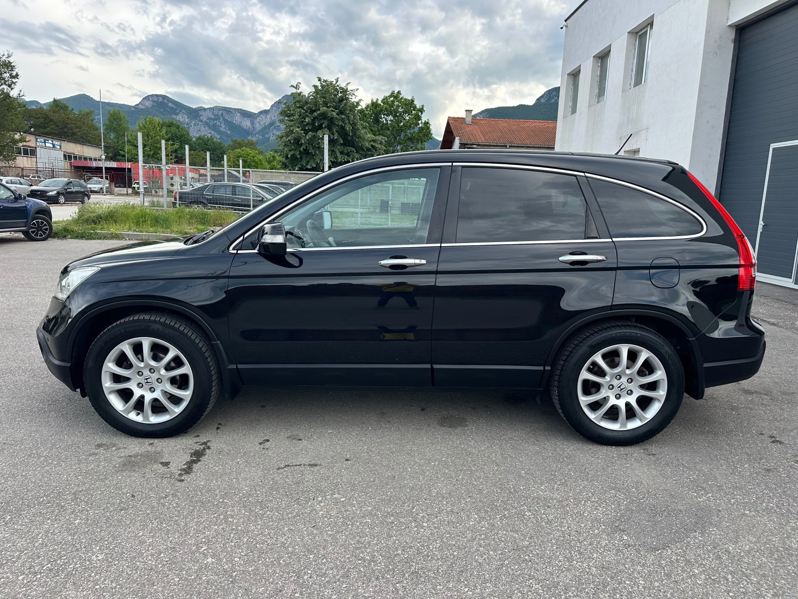 Honda Cr-v 2.0i 4х4 ГАЗ Executive Италия Distronic - изображение 4